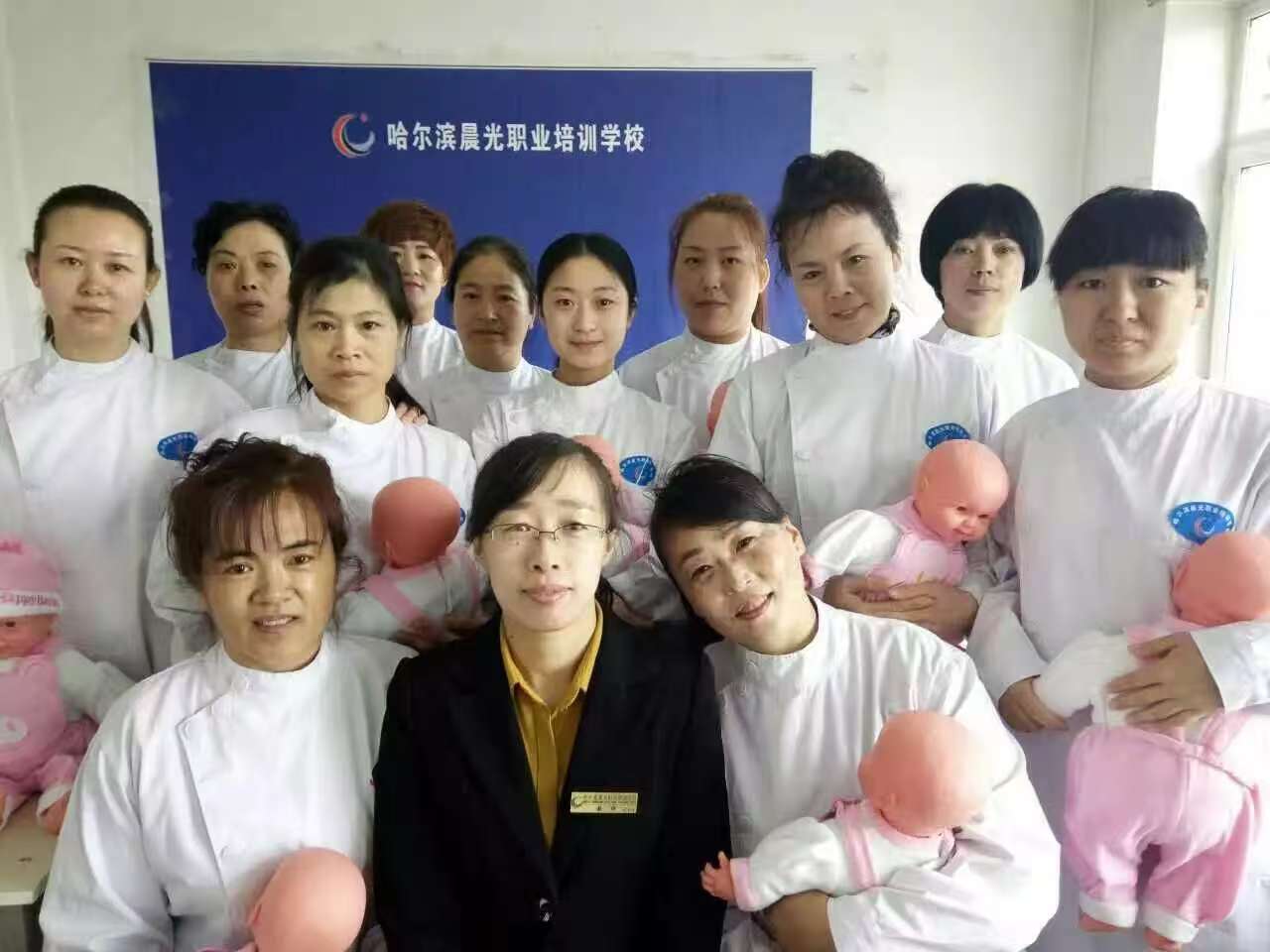 认知症照护优秀案例——特别的爱给特别的你(图1)