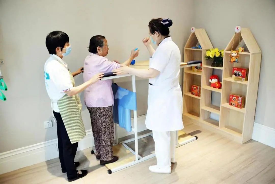 贵州省养老护理员赛前集训暨第二轮选拔竞赛在贵阳举行(图1)